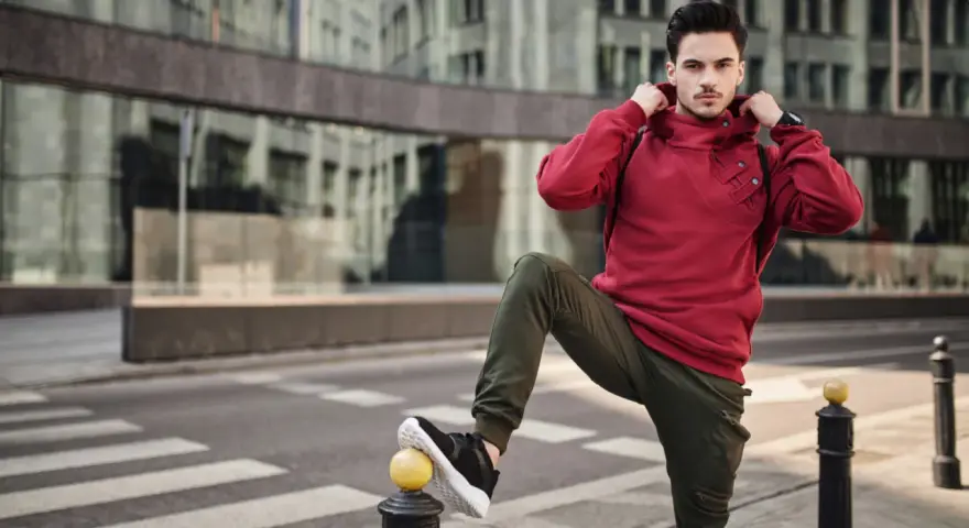 Ile waży bluza? Odkryj, które modele są najlżejsze i najwygodniejsze