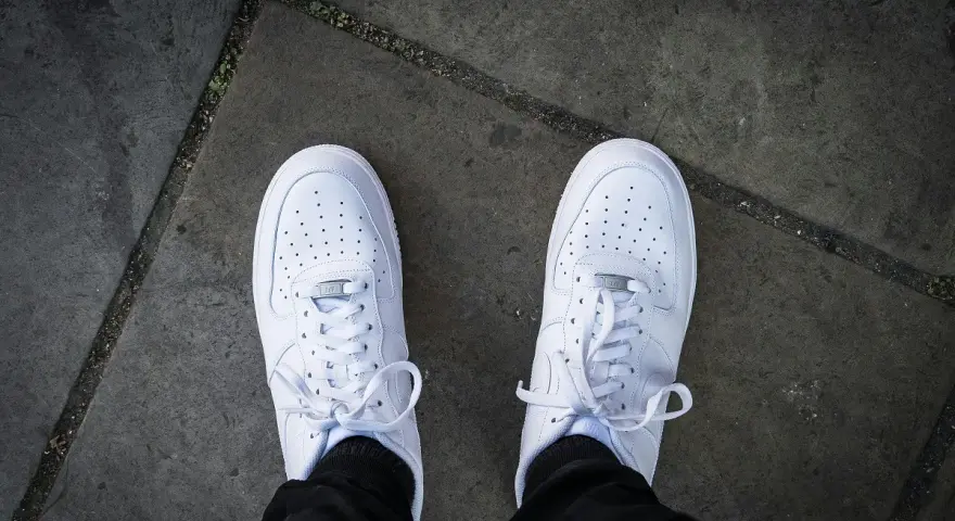 Jak się pierze buty, aby ich nie zniszczyć - skuteczne metody czyszczenia